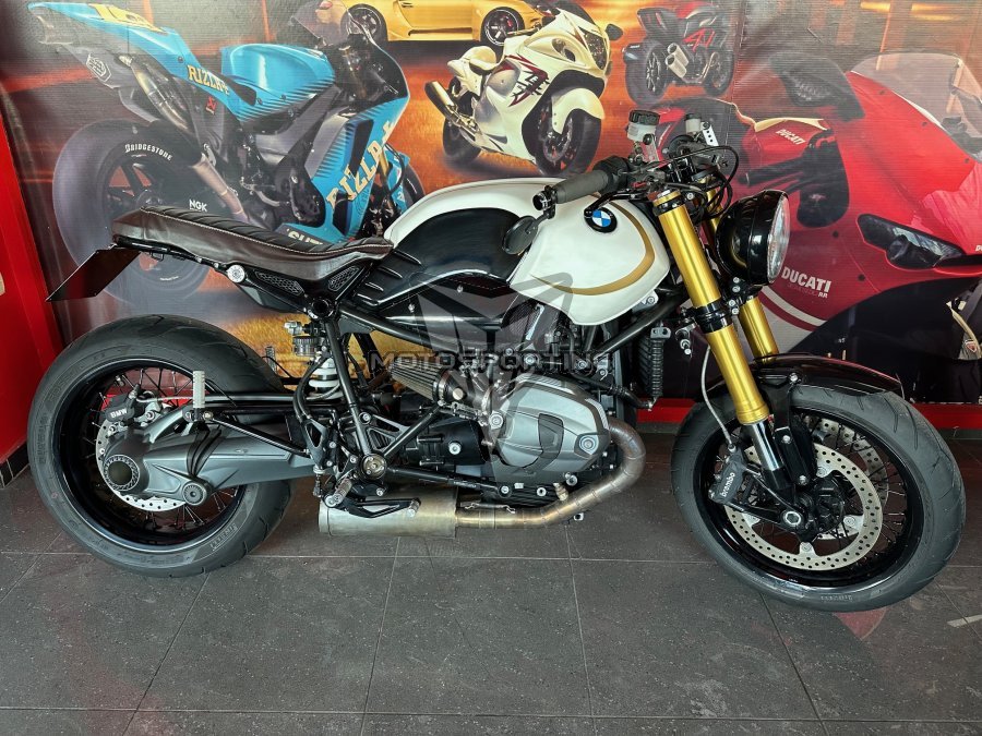 BMW R nine T ’15